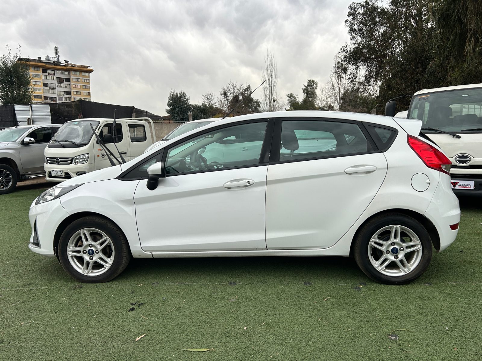 FORD FIESTA HB 2018 4